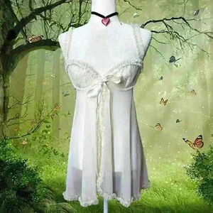 NWT Y2K Angel Core White/Beige Victoria’s Secret Bustier Size 34B